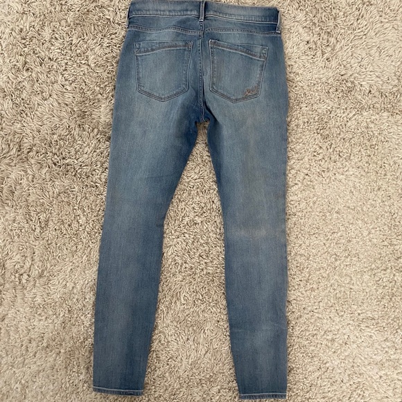 Express Mid Rise Floral Embroidery Jean Legging - Picture 6 of 11